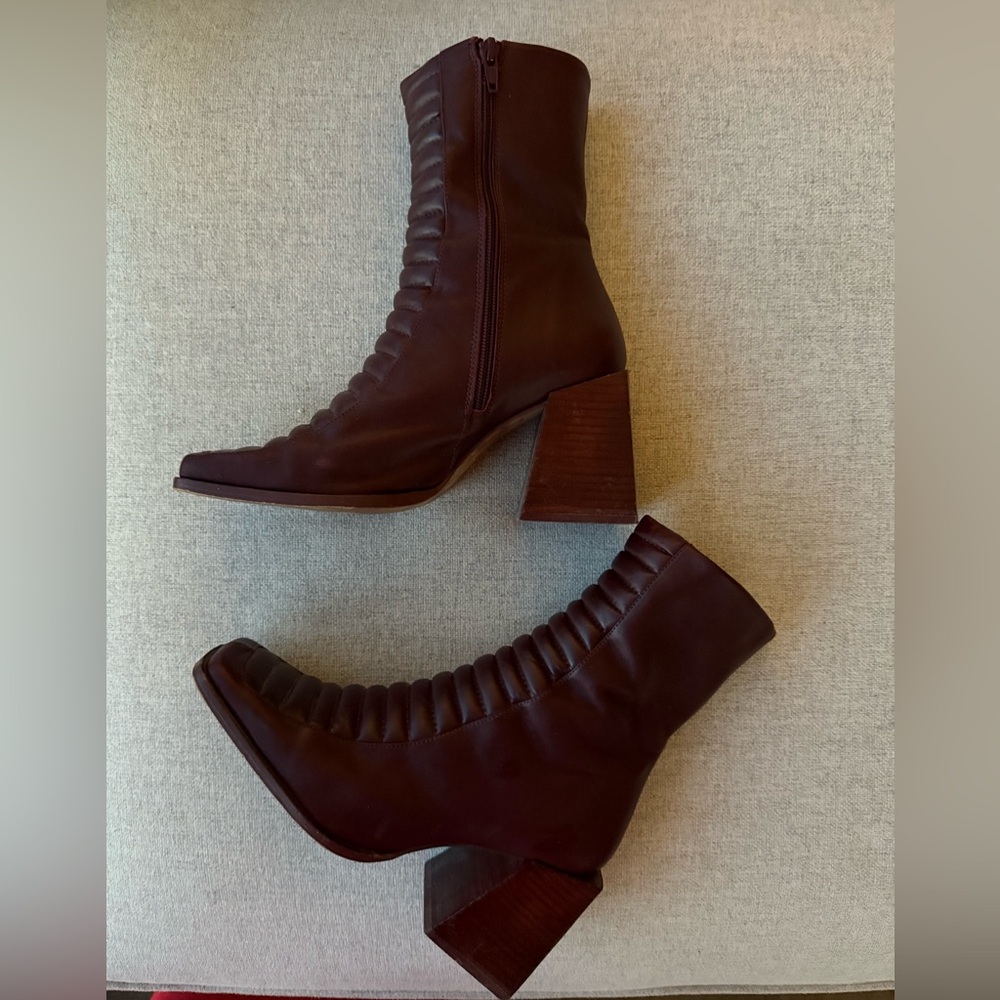 ASOS Burgundy Leather Ankle Boots - Picture 4 of 6